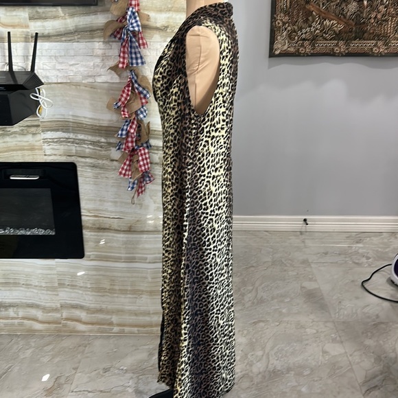 Women’s Leopard Print Maxi Dress. Size 2XL - Picture 8 of 13